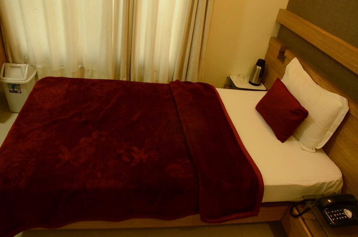 Good Stay Surat Exterior foto