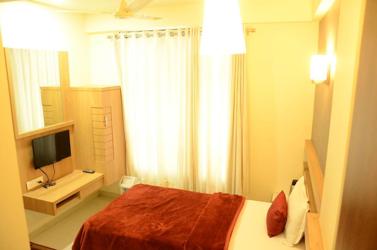 Good Stay Surat Exterior foto