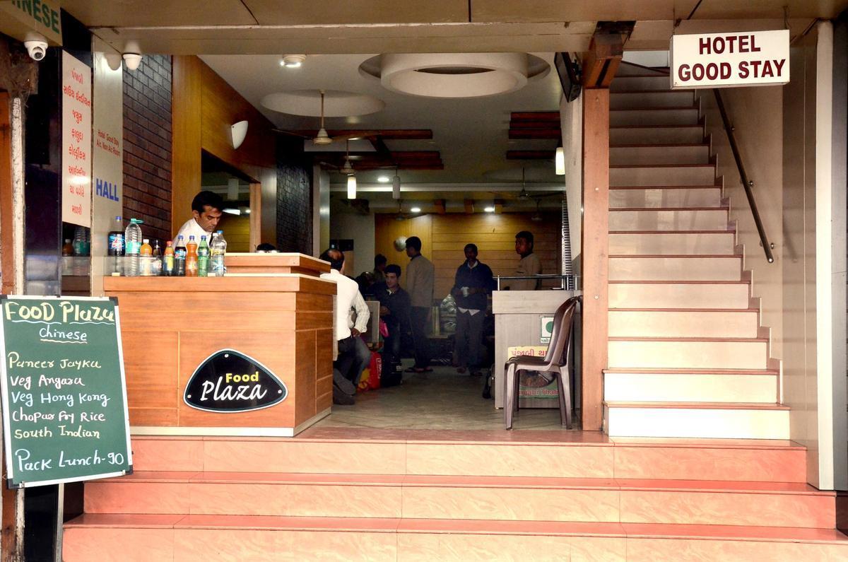 Good Stay Surat Exterior foto